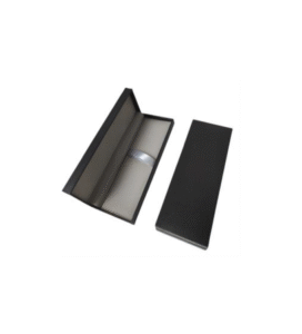 Estuche de cuerina para lapicero. Medidas: 17.3*6.5*3 cm