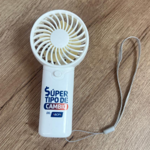 Mini Ventilador Port&aacute;til Executive: Frescura Inmediata